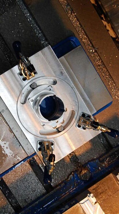 we specialize in providing customized keyway broaching solutions tailored to the unique requirements of pharmaceutical mixer manufacturing. Our state-of-the-art equipment and experienced technicians ensure the precise machining of keyways in mixer components, guaranteeing optimal performance and reliability in pharmaceutical production processes.